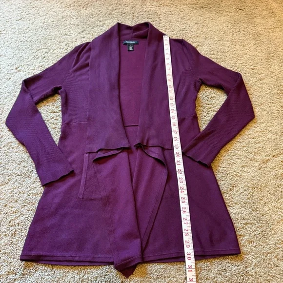 White House Black Market Plum/Burgundy Cardigan - Picture 4 of 11